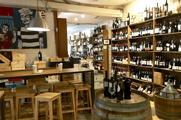 Experience corporate and private wine tastings in Barcelona